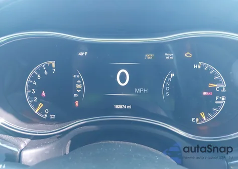 2015 Jeep Grand Cherokee High Altitude z USA, uszkodzony, nr VIN 1C4RJFCGXFC113056